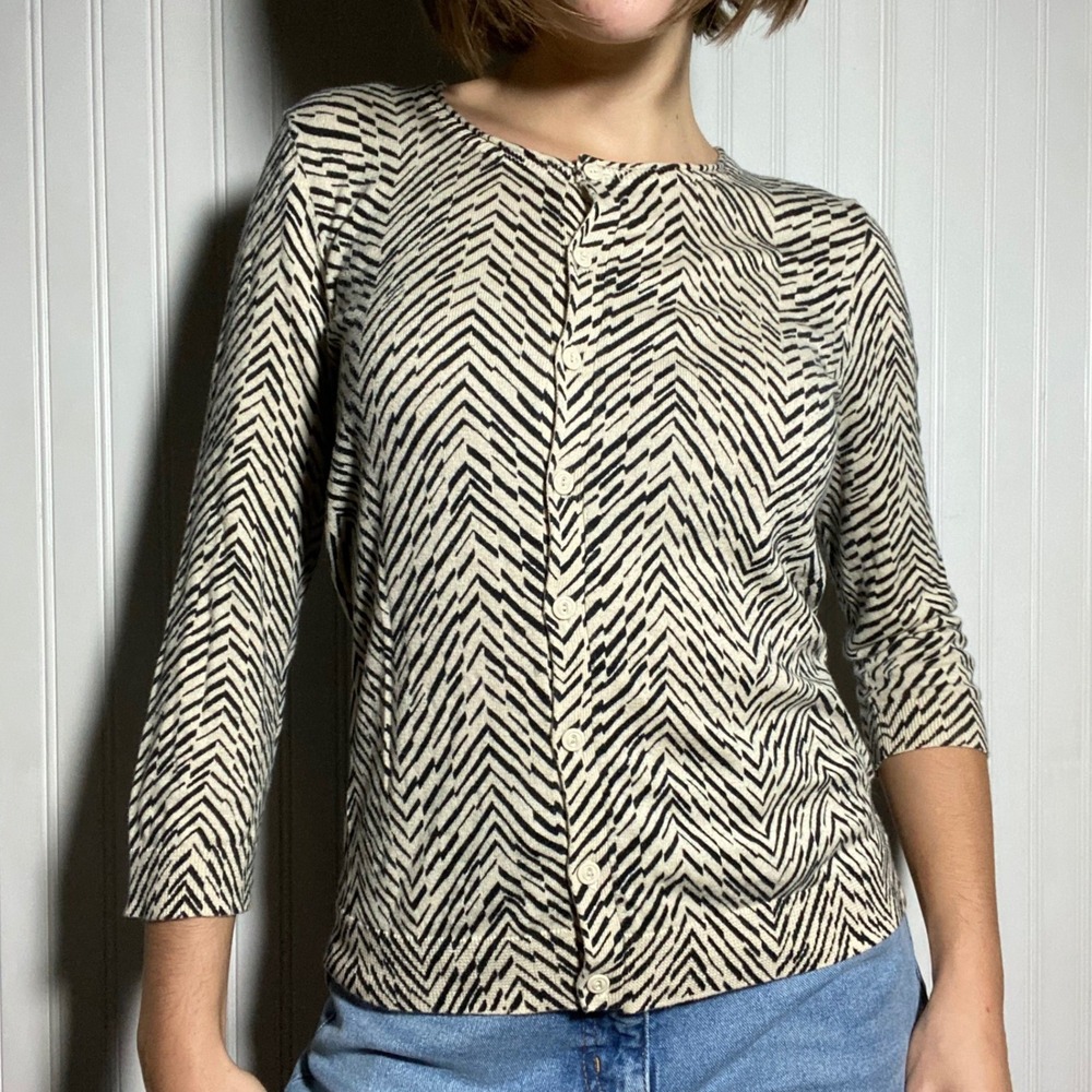 LOFT Minimalist Cream Black Chevron Zebra Button Down Cardigan Chic Layering - M